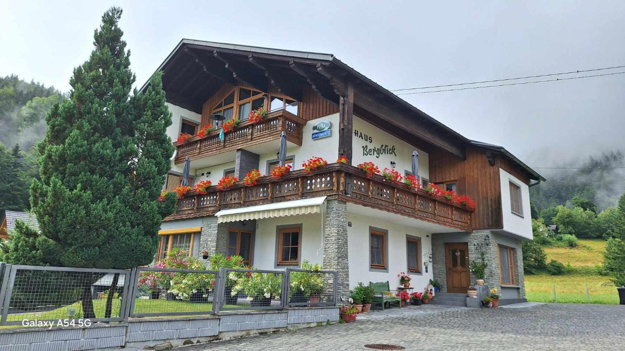 Fritz Apartments "Haus Bergblick" Hermagor-Pressegger See Zewnętrze zdjęcie